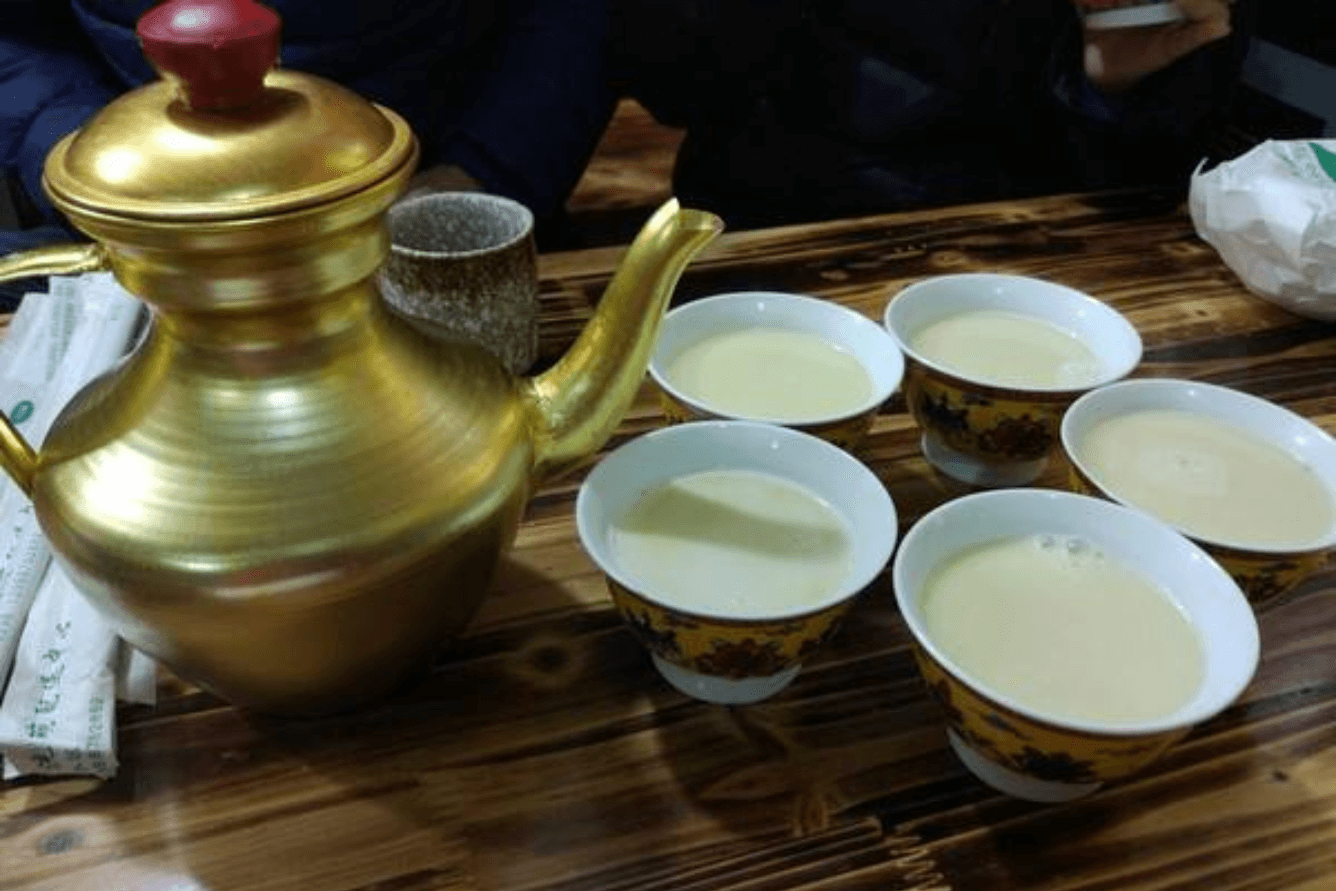 am-thuc-tay-tang-10.png